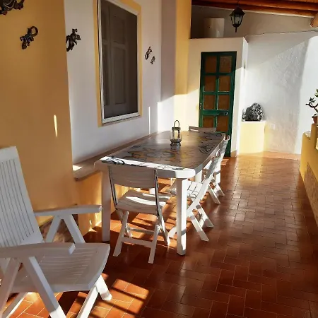 בית נופש Casa Marinella