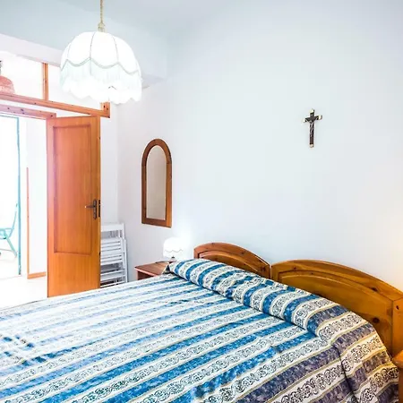 Casa Marinella בית נופש ליפארי